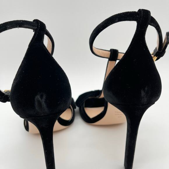 TOM FORD | Velvet Brigitte Sandal in Black T-Strap Open Toe Bow Heels 40 / 8.5 - Picture 11 of 16
